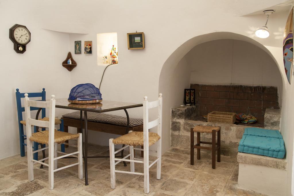Trullo Degli Ulivi Villa Ostuni Exterior foto