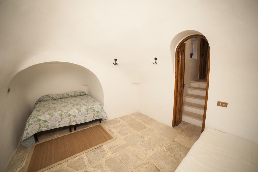 Trullo Degli Ulivi Villa Ostuni Exterior foto
