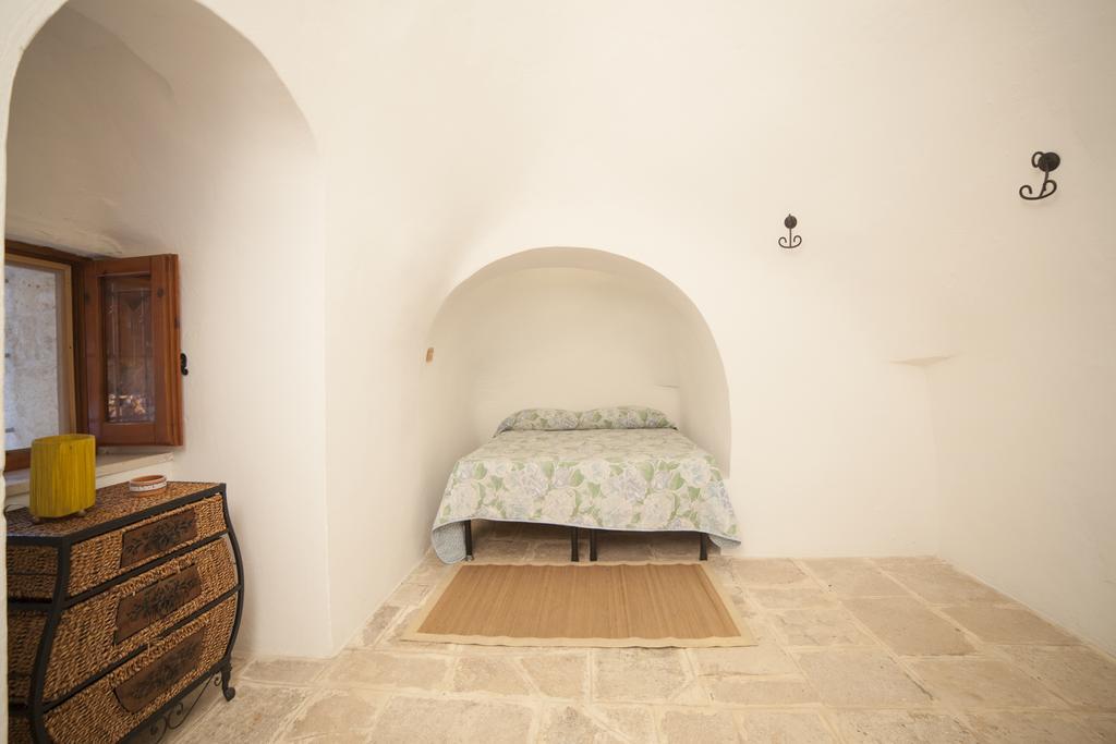 Trullo Degli Ulivi Villa Ostuni Exterior foto